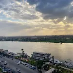 Luxury Nile View Apartment In Maadi