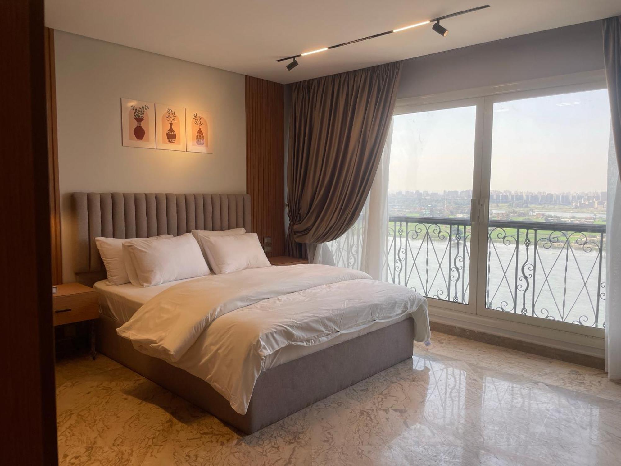 Luxury Nile View In Maadi